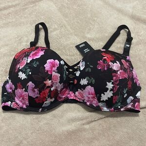 NWT- Torrid - 36D. Push- Up Plunge